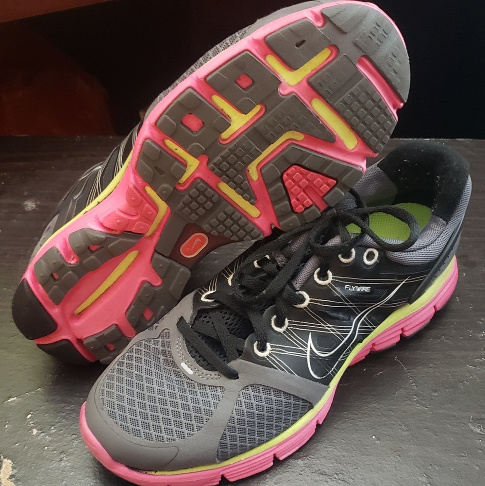 Wmns Nike Lunarglide +2